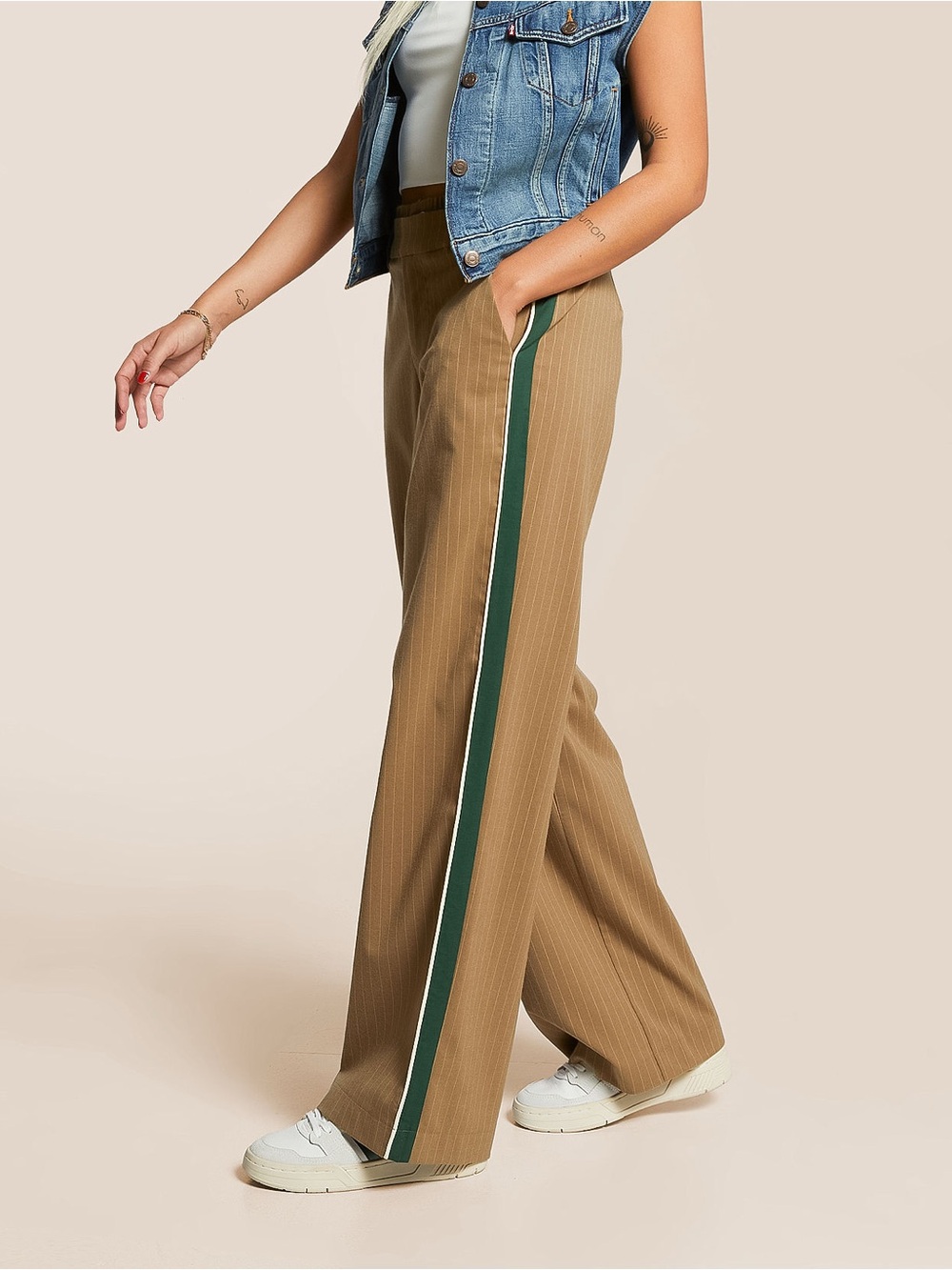 Gilded Intent pinstriped Trouser Pants size M NWT - Picture 2 of 9